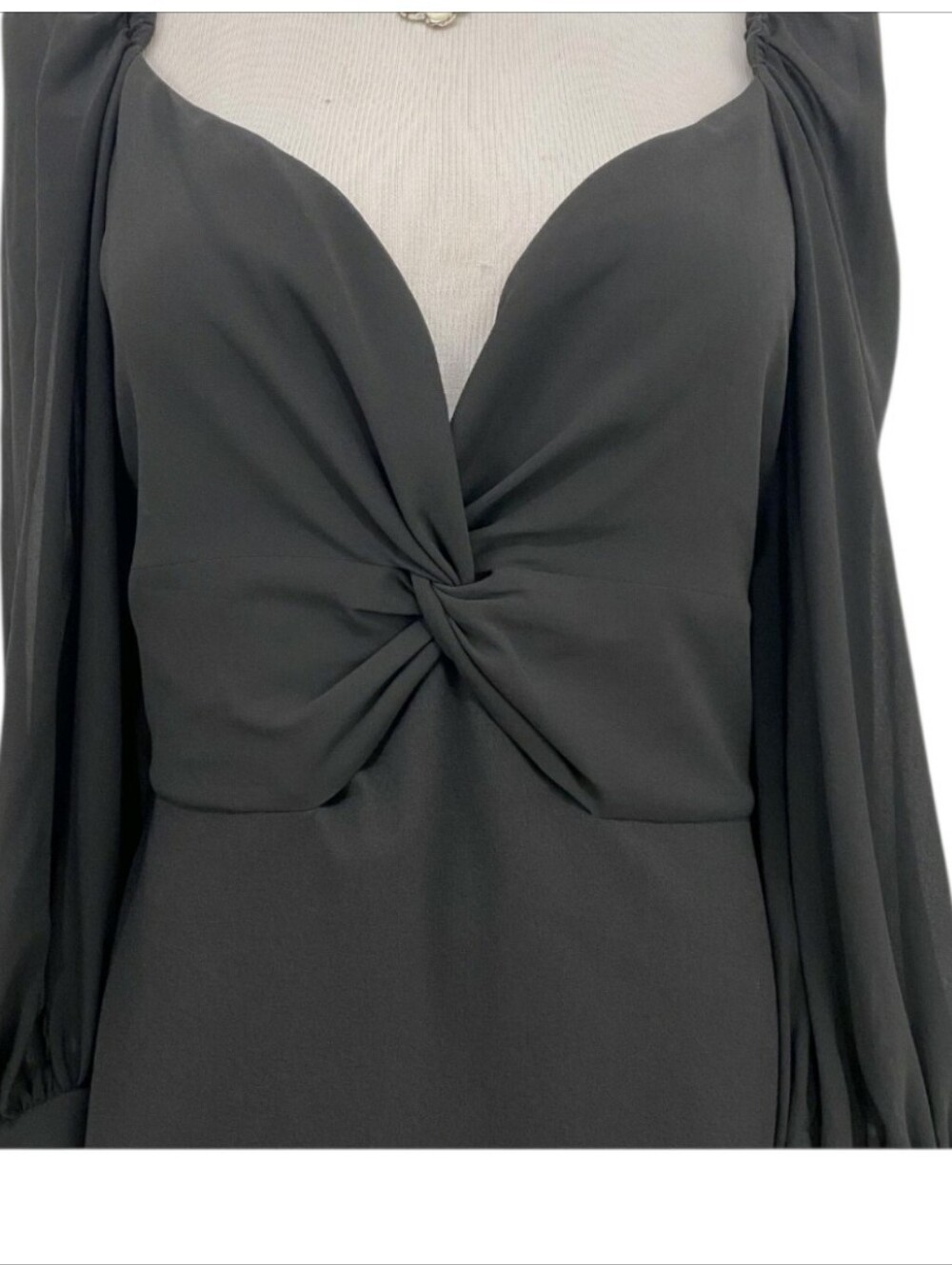 Belle Badgley Mischka Dalia Black Ruched Bodycon Mini Dress Size 8 NWT - Picture 7 of 12